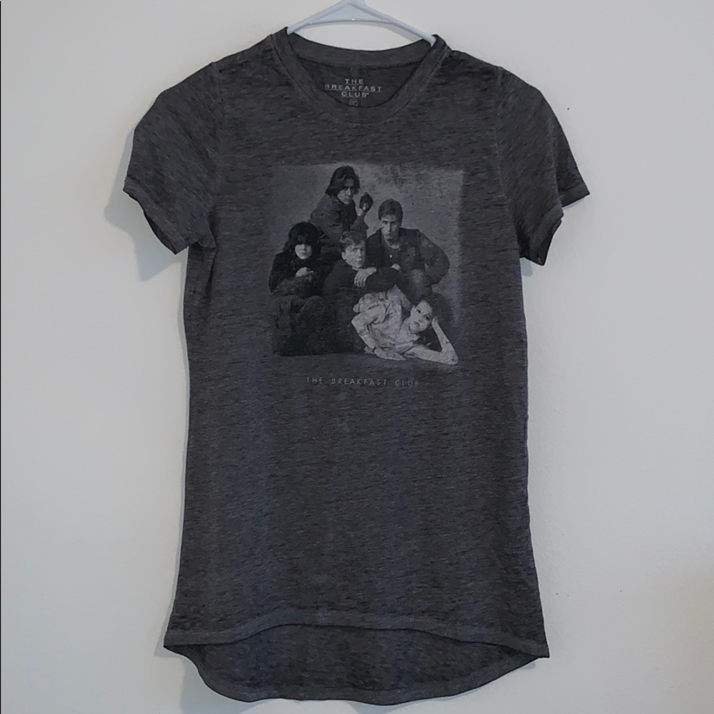 Women’s graphic tee